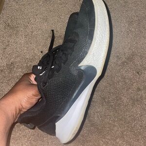 Nike Kobe Bryant Mamba Focus Men's Black White